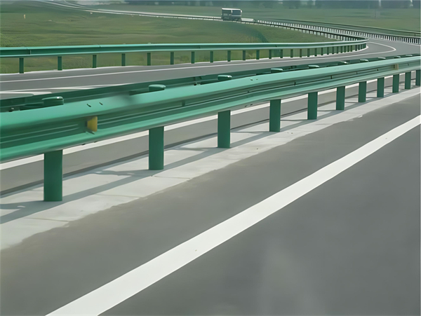 滁州高速护栏板守护安全广泛应用于多个行业